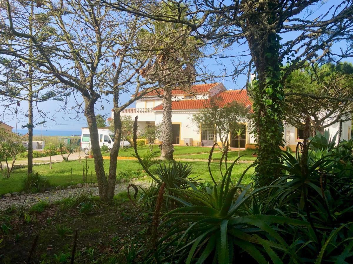 Bed and Breakfast Casa Jardim Peniche à São Bernardino Extérieur photo